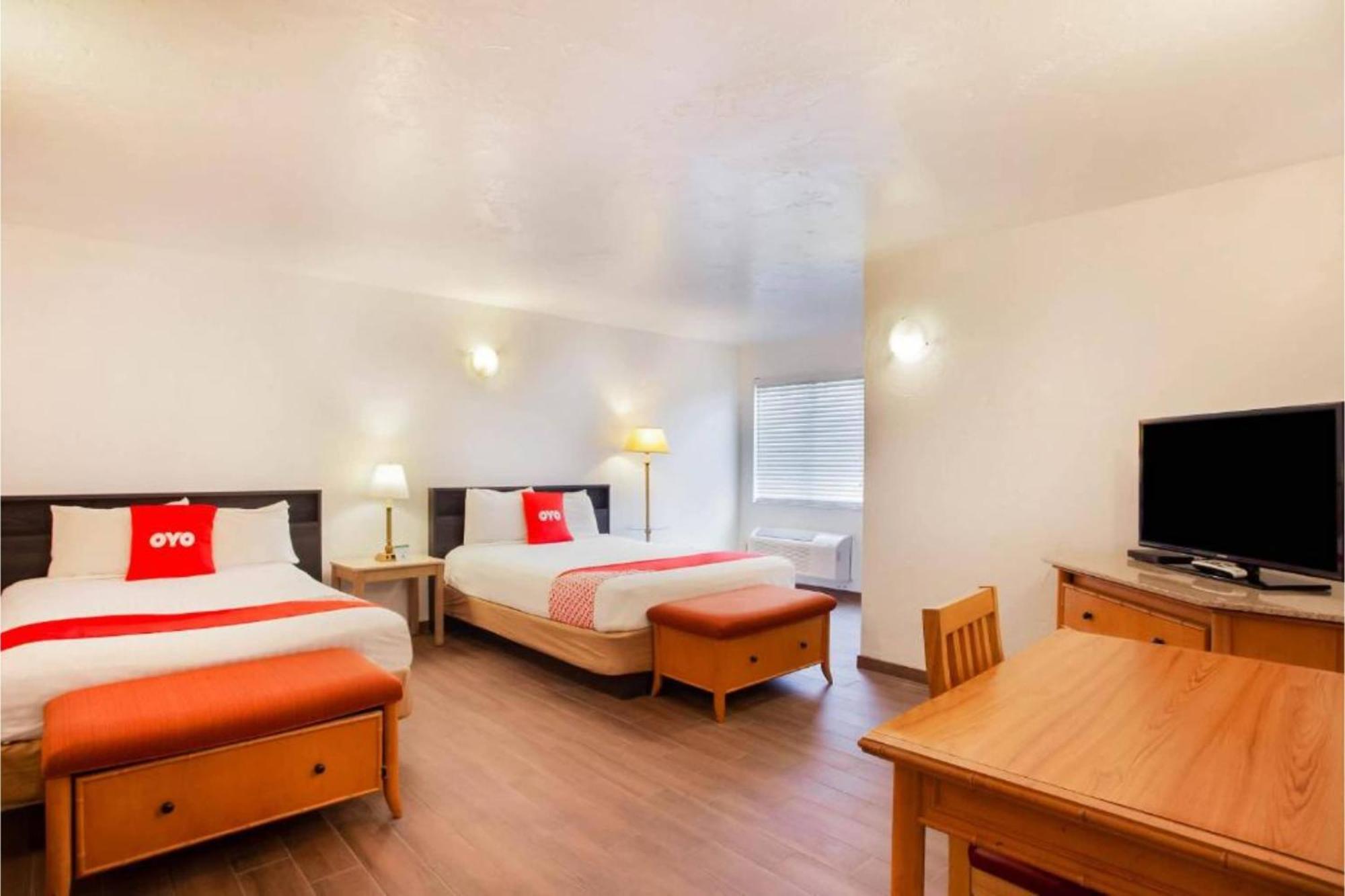 Oyo Waterfront Hotel- Cape Coral Fort Myers, Fl Extérieur photo