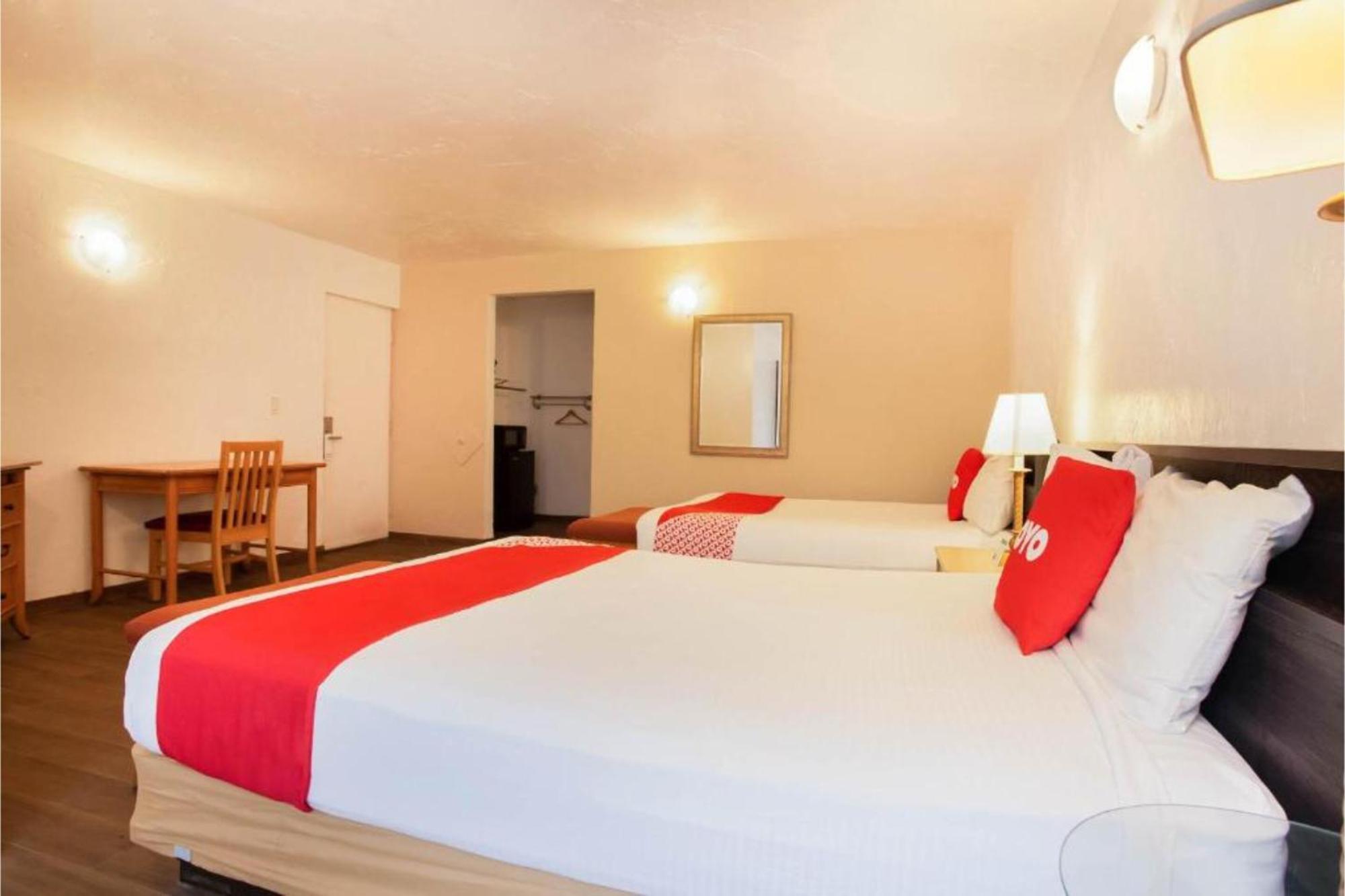 Oyo Waterfront Hotel- Cape Coral Fort Myers, Fl Extérieur photo