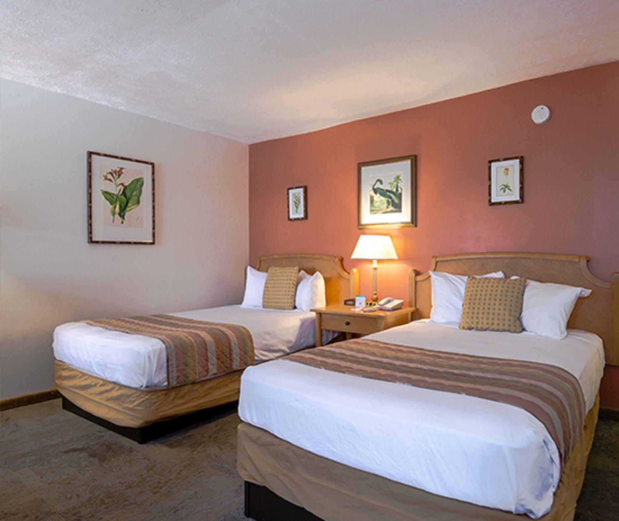 Oyo Waterfront Hotel- Cape Coral Fort Myers, Fl Extérieur photo